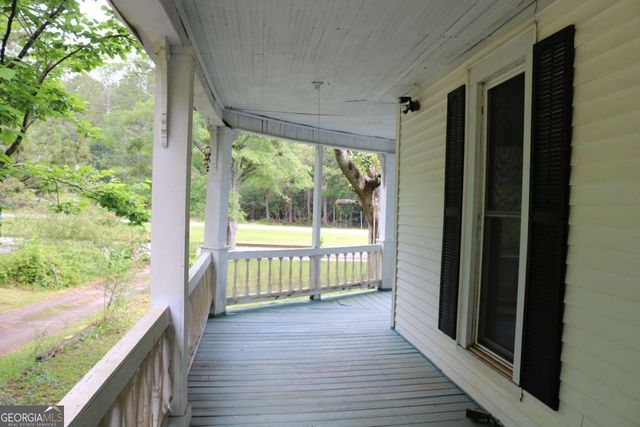 88 Railroad Avenue, Carlton, GA 30627