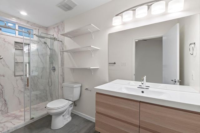 1245 Spyglass DR B, Austin, TX 78746