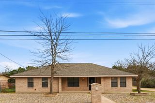 337 Mack Hollimon, Kerrville, TX 78028