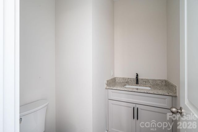 17 Tennyson Drive, Taylorsville, NC 28681