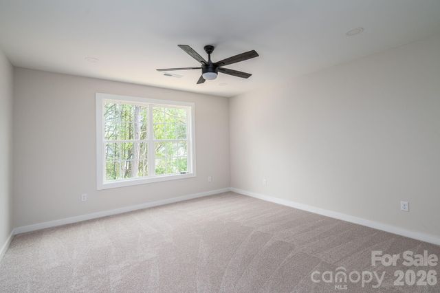 17 Tennyson Drive, Taylorsville, NC 28681