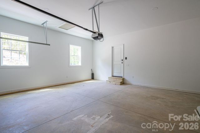 17 Tennyson Drive, Taylorsville, NC 28681