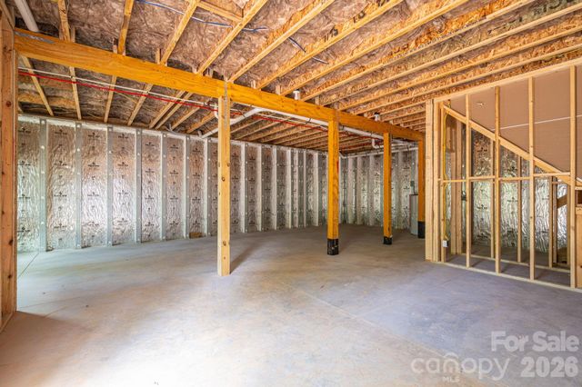 17 Tennyson Drive, Taylorsville, NC 28681