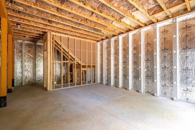 17 Tennyson Drive, Taylorsville, NC 28681