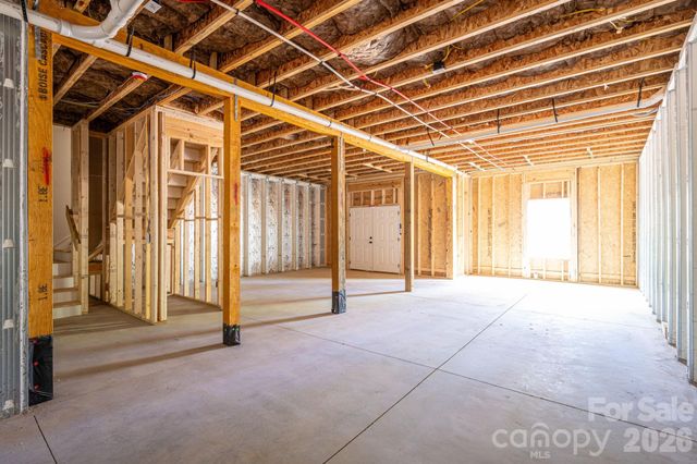 17 Tennyson Drive, Taylorsville, NC 28681
