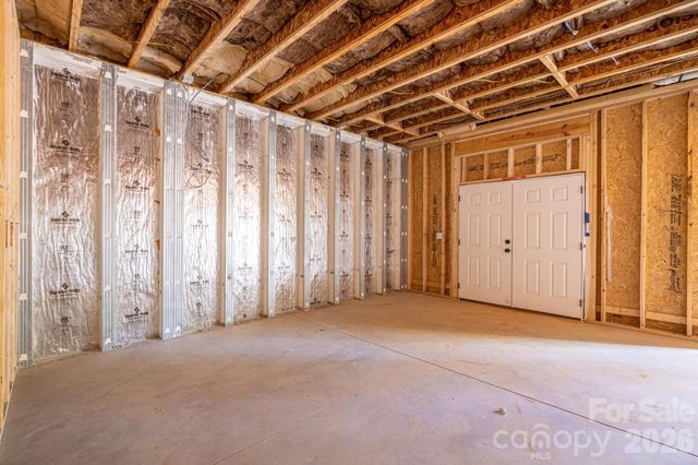 17 Tennyson Drive, Taylorsville, NC 28681