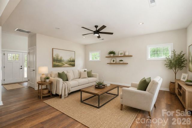 17 Tennyson Drive, Taylorsville, NC 28681