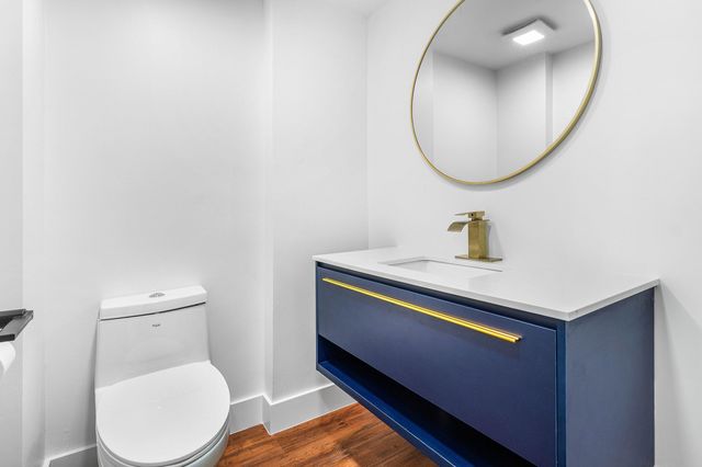 27 Stratford Ln Lane W C, Boynton Beach, FL 33436