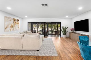 27 Stratford Ln Lane W C, Boynton Beach, FL 33436