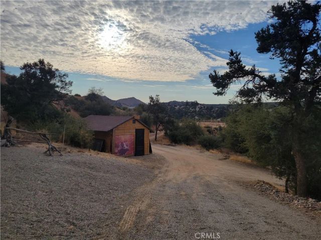 3131 Whispering Pines Rd, Pinon Hills, CA 92397