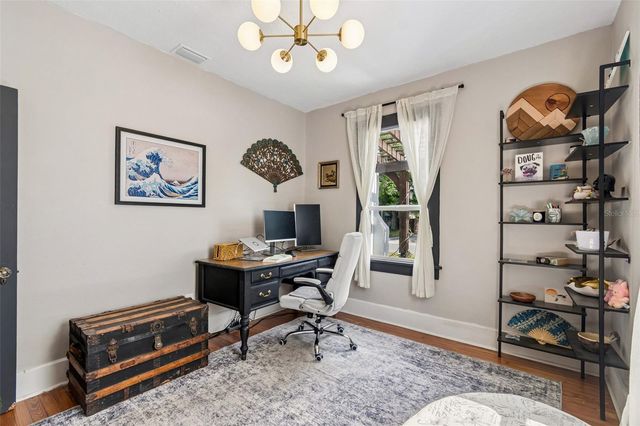 2835 18TH AVENUE N, St Petersburg, FL 33713