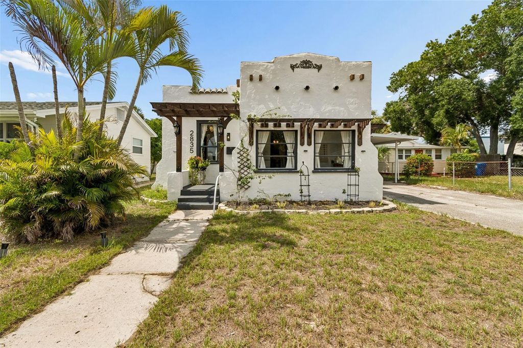 2835 18TH AVENUE N, St Petersburg, FL 33713