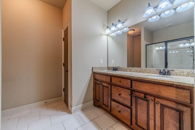 997 Spanish Moss Trail, Loganville, GA 30052