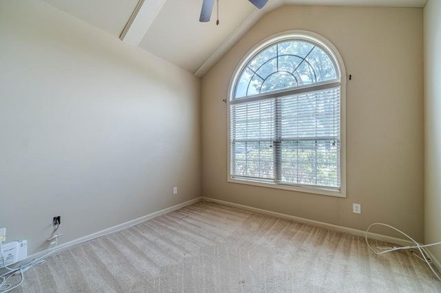 997 Spanish Moss Trail, Loganville, GA 30052