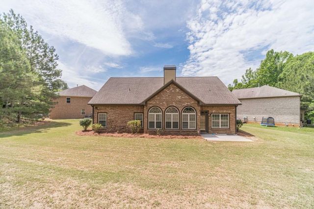 997 Spanish Moss Trail, Loganville, GA 30052