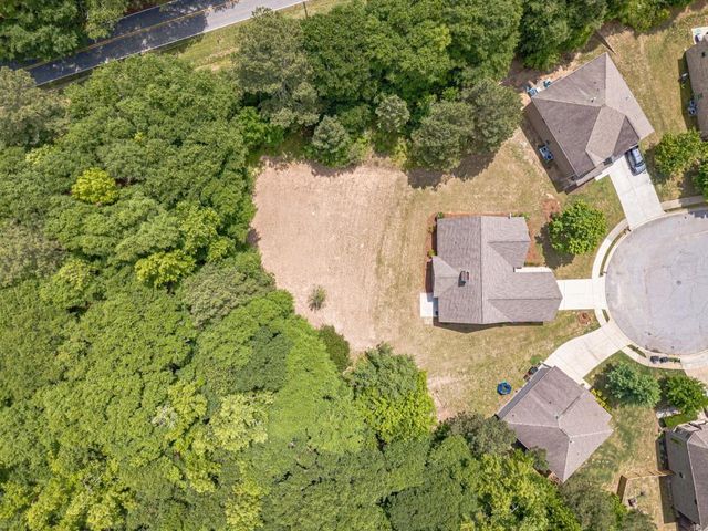 997 Spanish Moss Trail, Loganville, GA 30052