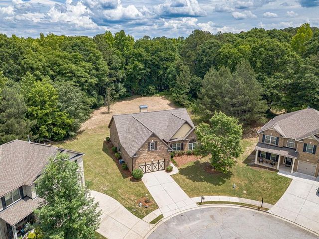997 Spanish Moss Trail, Loganville, GA 30052