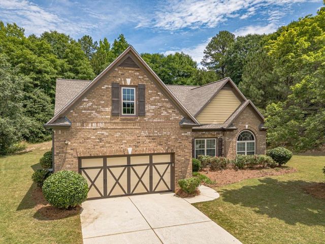 997 Spanish Moss Trail, Loganville, GA 30052