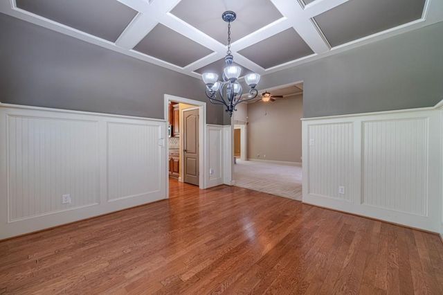 997 Spanish Moss Trail, Loganville, GA 30052