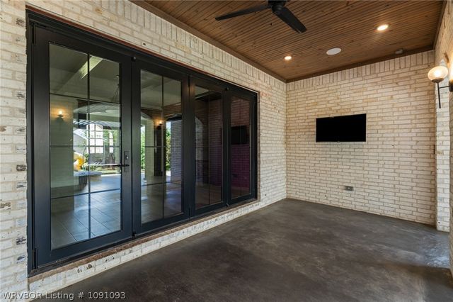 8400 Donnington Court, Fort Smith, AR 72916