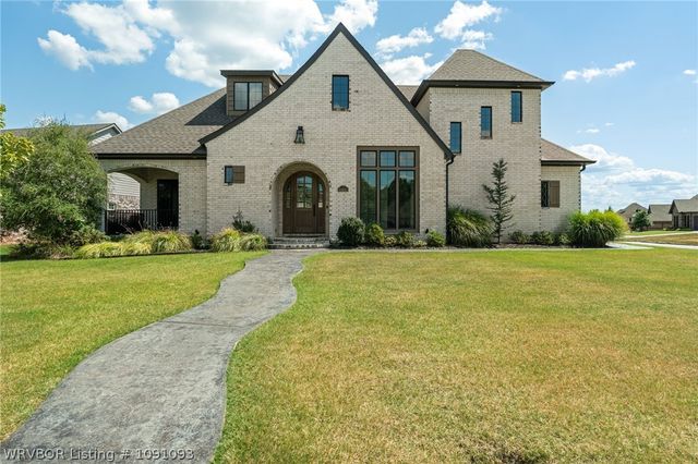 8400 Donnington Court, Fort Smith, AR 72916
