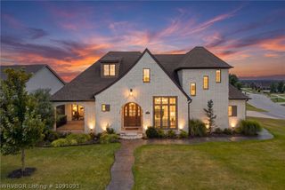 8400 Donnington Court, Fort Smith, AR 72916