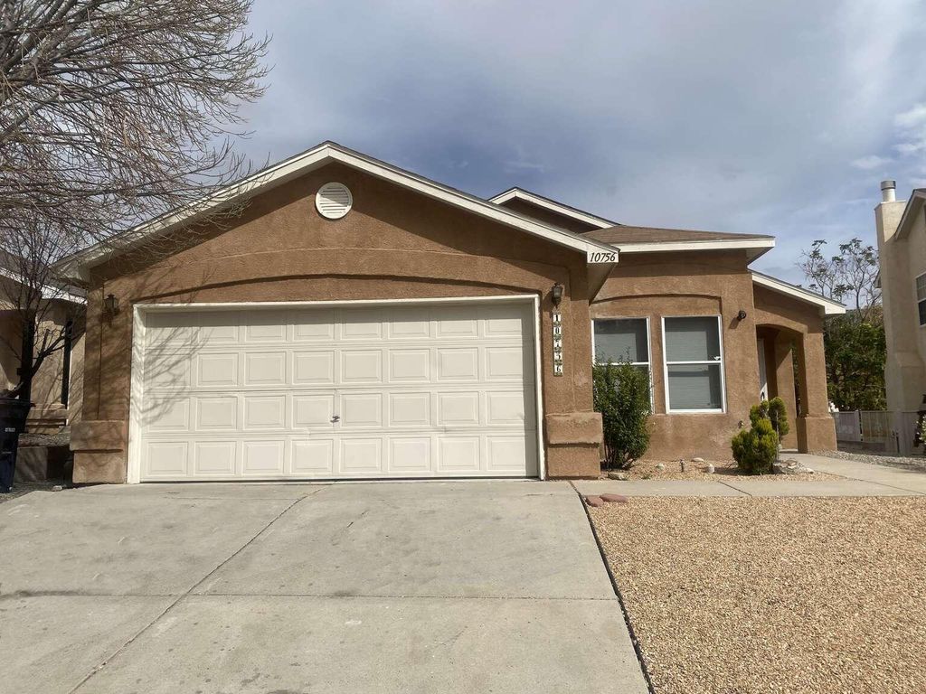 10756 Galaxia Park Drive NW, Albuquerque, NM 87114
