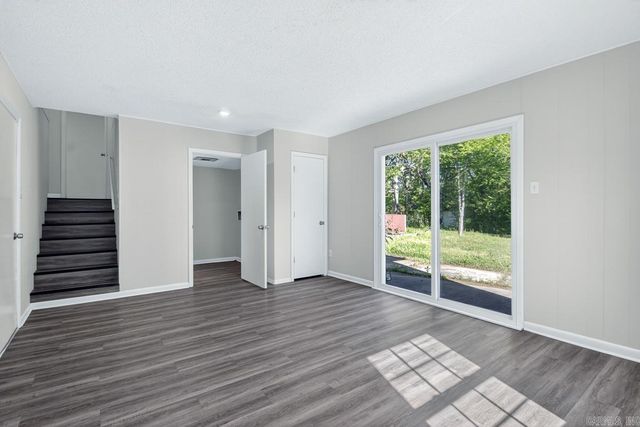 5500 McMurtrey Drive, North Little Rock, AR 72118