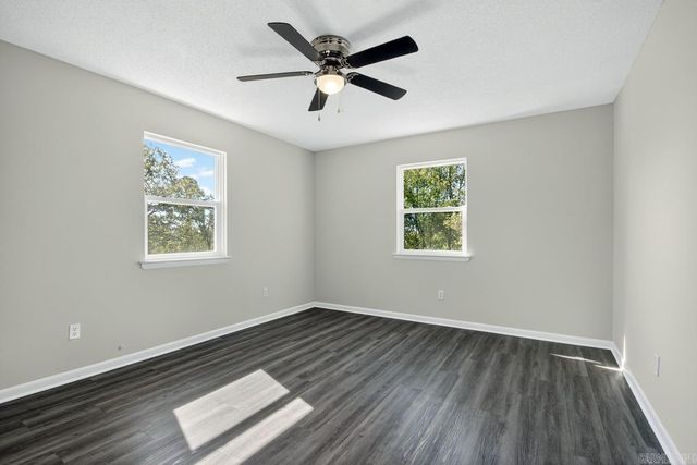 5500 McMurtrey Drive, North Little Rock, AR 72118