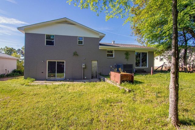 5500 McMurtrey Drive, North Little Rock, AR 72118