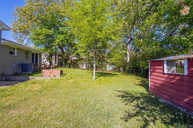 5500 McMurtrey Drive, North Little Rock, AR 72118