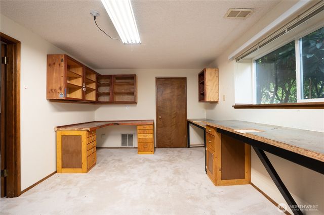 10802 99th Street SW, Tacoma, WA 98498