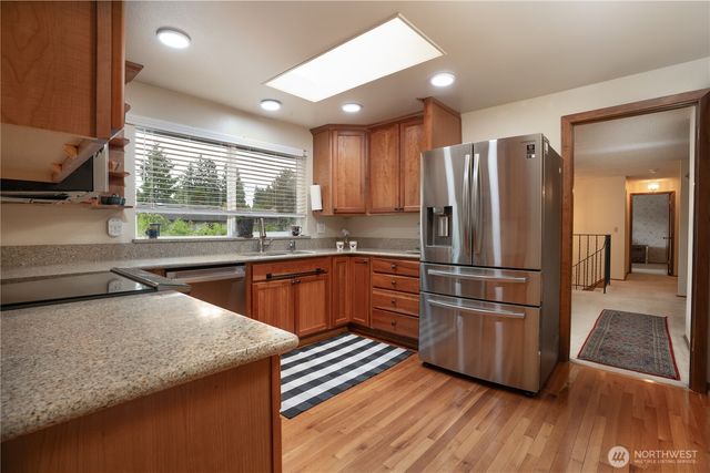 10802 99th Street SW, Tacoma, WA 98498