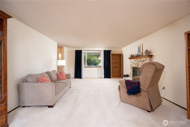 10802 99th Street SW, Tacoma, WA 98498