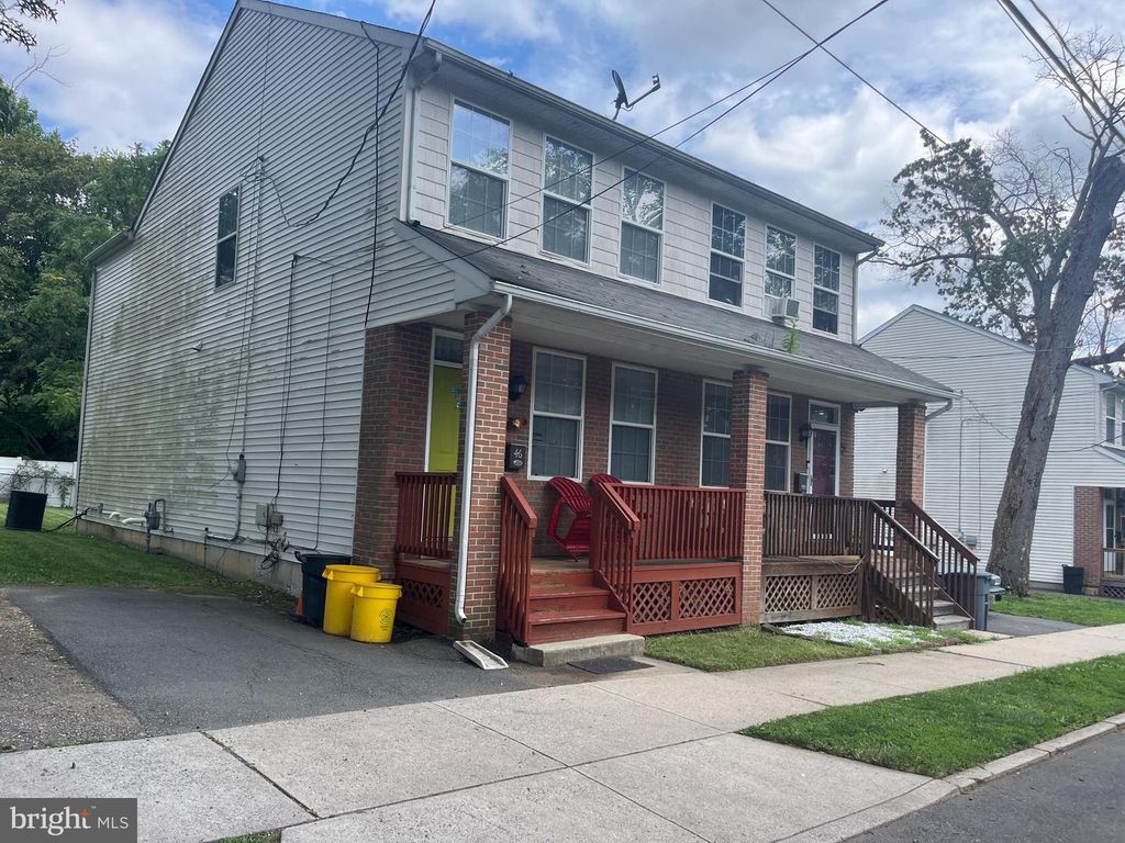 46 READING AVE, Trenton, NJ 08618