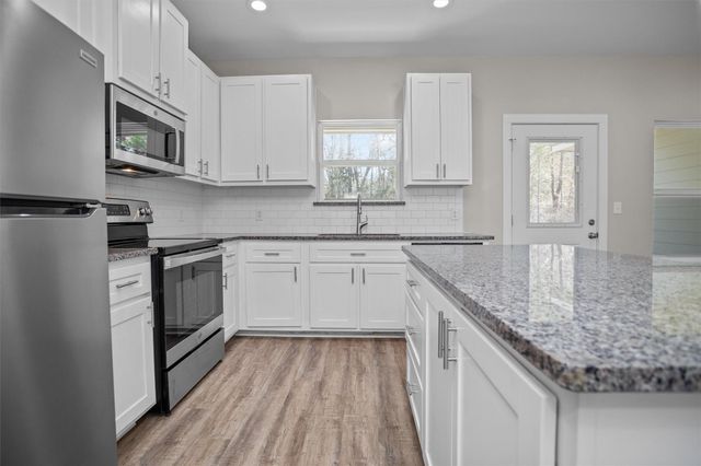 181 Dena Kay Dr, Lufkin, TX 75904