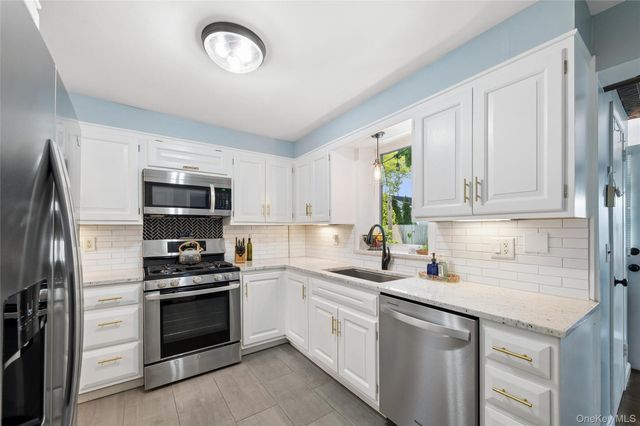 2197 Pine Street, Wantagh, NY 11793
