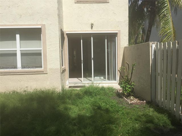 15964 NW 12th Ct, Pembroke Pines, FL 33028