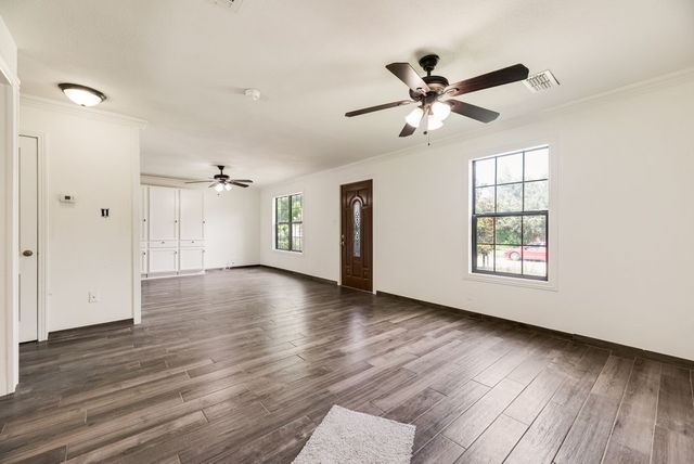 523 35th Street, Grand Prairie, TX 75050