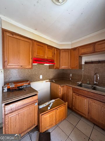 548 N Hill Street, Griffin, GA 30223