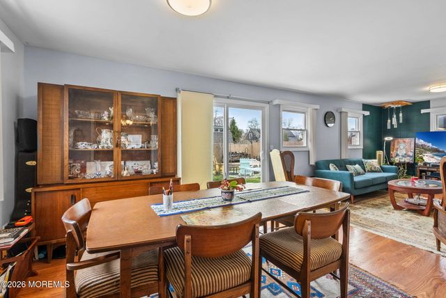 5 W Arthur Place, Iselin, NJ 08830