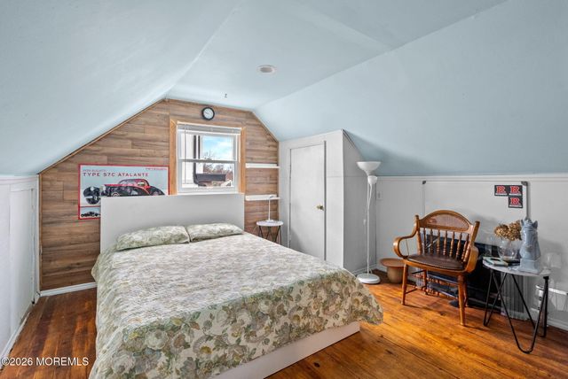 5 W Arthur Place, Iselin, NJ 08830