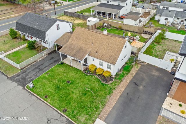 5 W Arthur Place, Iselin, NJ 08830