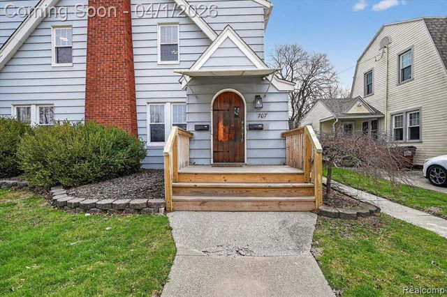 707 Harrison Street, Monroe, MI 48161