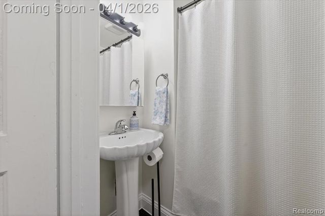 707 Harrison Street, Monroe, MI 48161