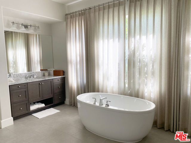 81765 Four Seasons Place, La Quinta, CA 92253