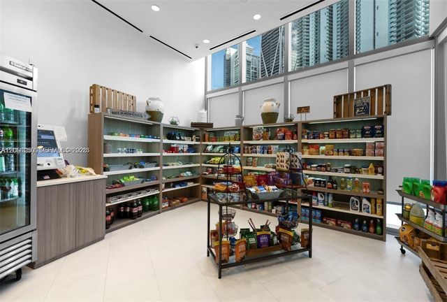 851 NE 1st Ave PH4912, Miami, FL 33132