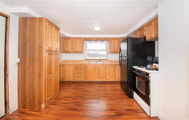 3465 S 1140 E, Lagrange, IN 46761