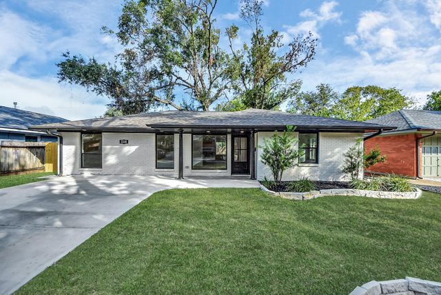 2318 Hialeah Drive, Houston, TX 77018