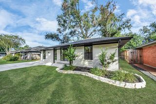 2318 Hialeah Drive, Houston, TX 77018